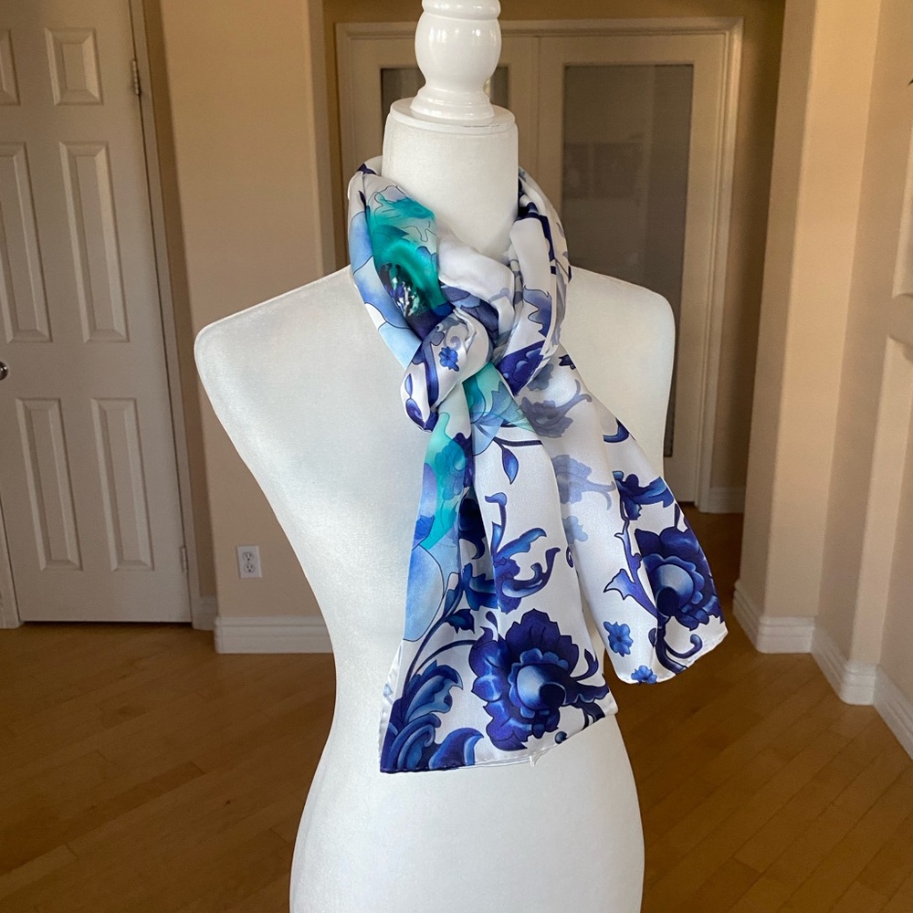 Hand Stitched 100% Silk Blue and White Floral Scarf/Wrap